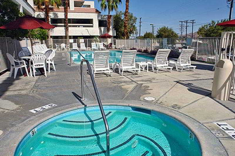 Motel 6-Palm Springs, Ca - Downtown Екстериор снимка