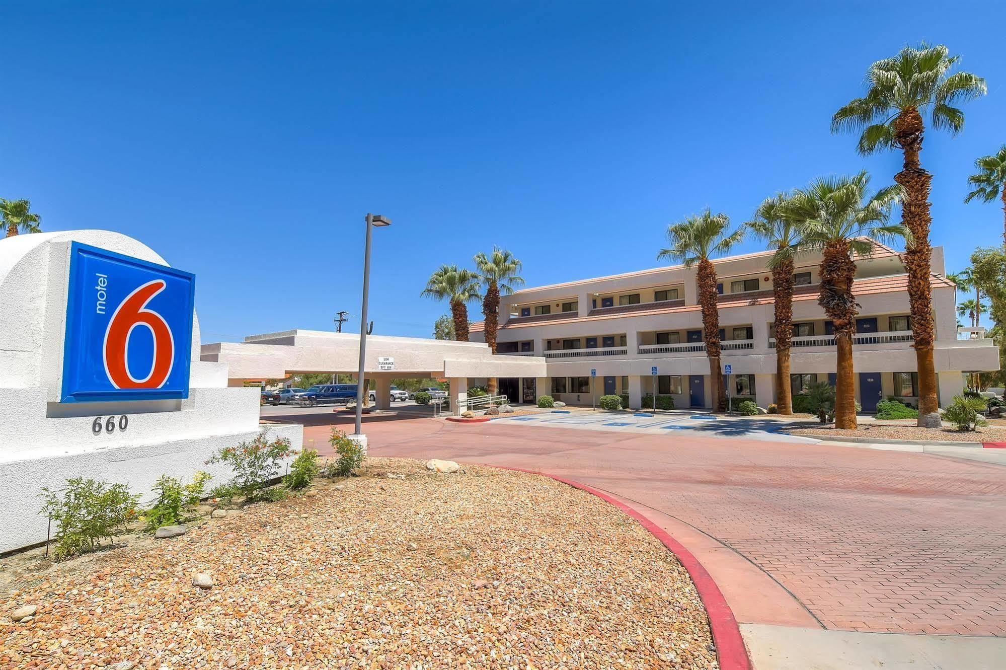 Motel 6-Palm Springs, Ca - Downtown Екстериор снимка