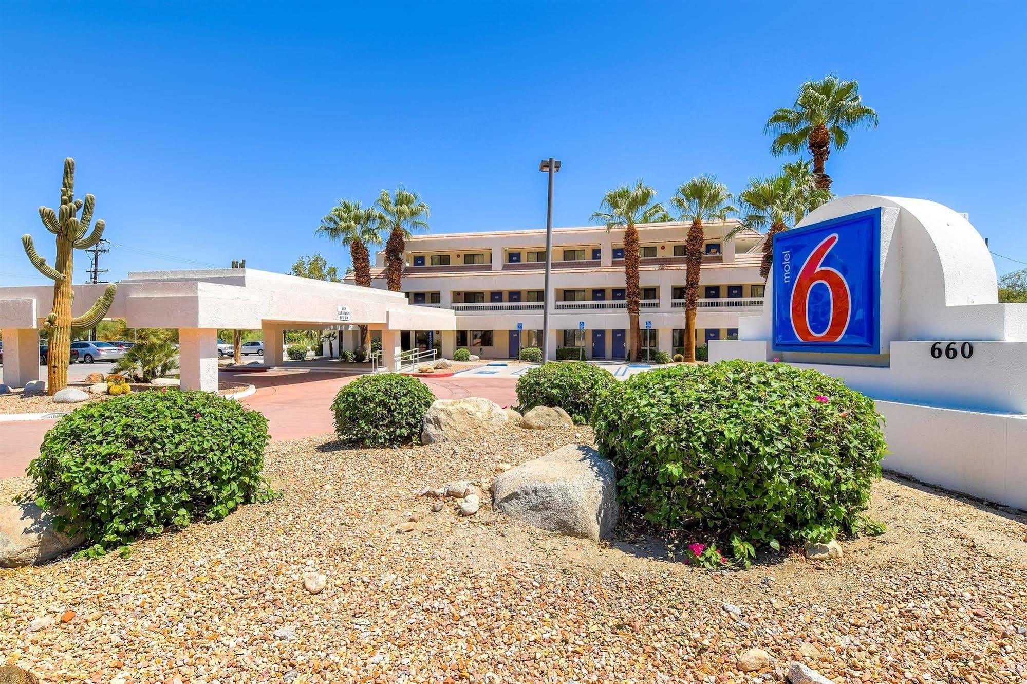Motel 6-Palm Springs, Ca - Downtown Екстериор снимка