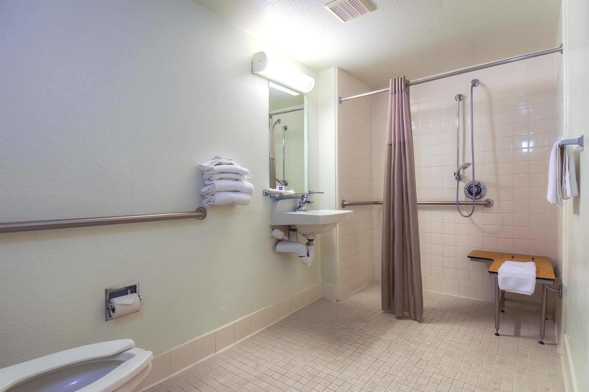 Motel 6-Palm Springs, Ca - Downtown Екстериор снимка